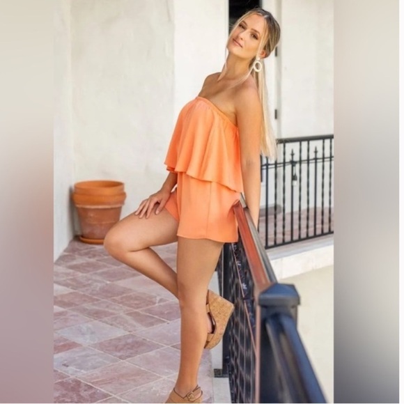 SHOW ME YOUR MUMU THELMA ROMPER IN TANGERINE BEACH BOHEMIAN TRENDY POPULAR BRAND - Picture 2 of 12